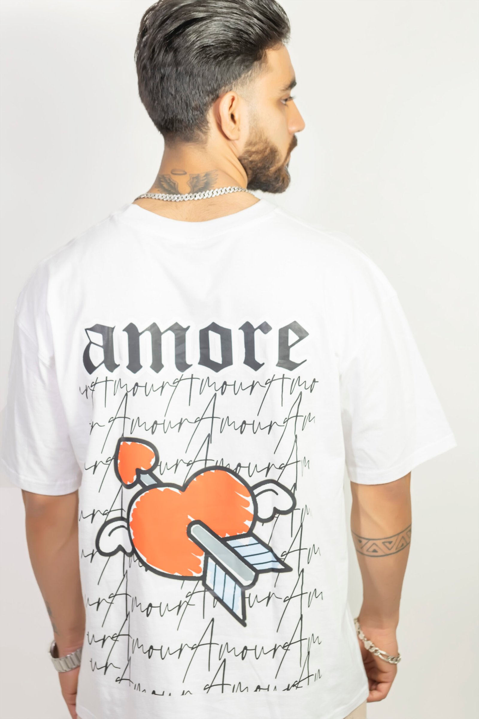 User-generated content street style